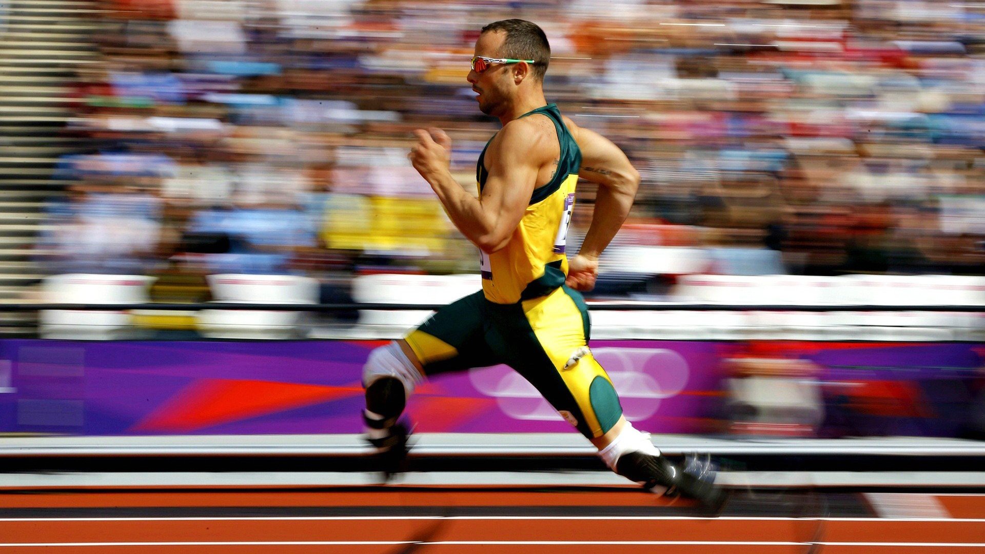 英超激烈角逐：场场精彩，悬念不断！，英超每轮集锦