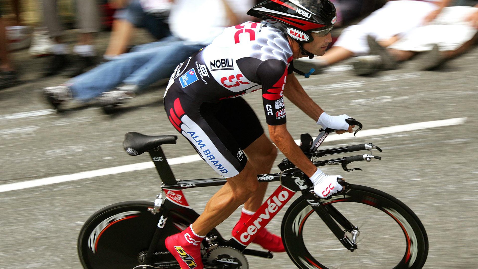 格林纳达举办特色文化体育节，格林纳达足球联赛